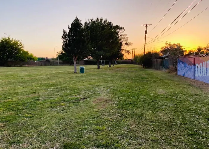 Fenced With Private - Park - 3 Bedroom 2 Ba Tucson