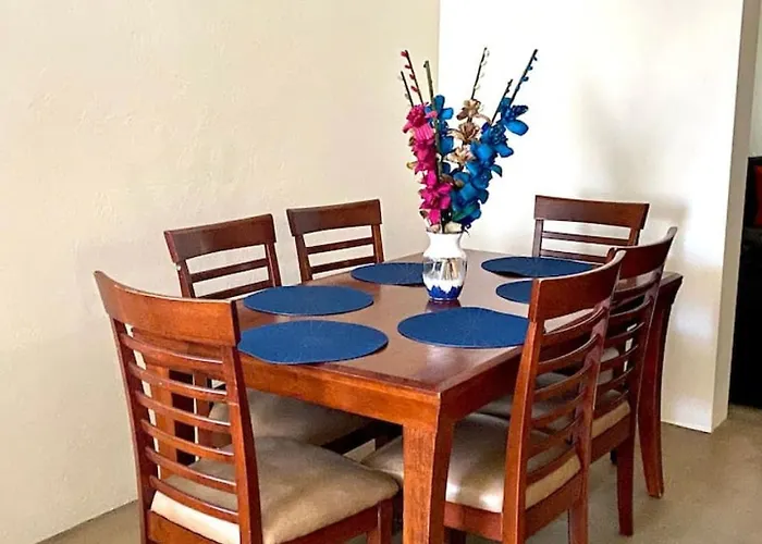 Fenced With Private - Park - 3 Bedroom 2 Ba * Tucson