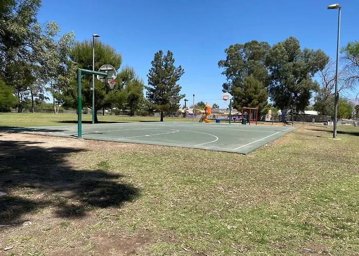 Fenced With Private - Park - 3 Bedroom 2 Ba * Tucson